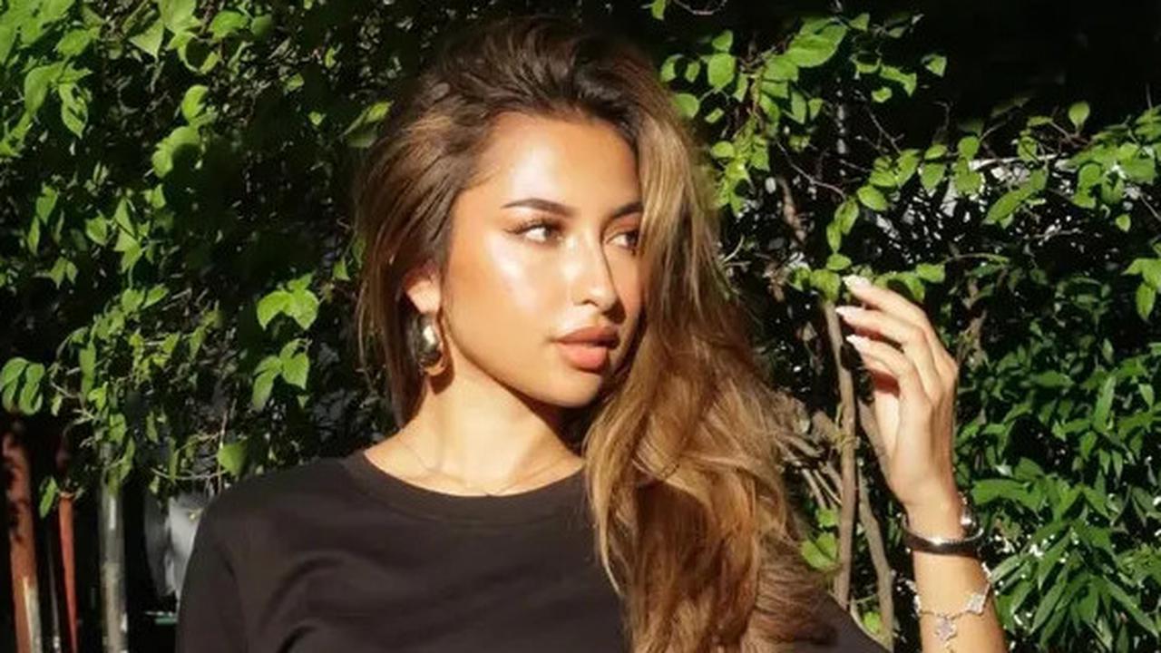 5 Artis Nonton Timnas Indonesia di Jepang, Ada Jennifer Coppen Hingga Desta