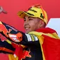 Raul Fernandez. Pembalap Spanyol berusia 21 tahun ini akan menjadi rekan Remy Gardner di tim KTM Tech3. Musim lalu di Moto2 pun mereka juga rekan setim di Red Bull KTM Ajo. Mengoleksi 8 kali juara, ia menempati posisi kedua Moto2 musim lalu akibat 3 kali mengalami gagal finis. (AFP/Jose Jordan)