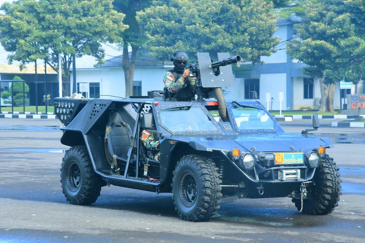 FOTO: Kasal Sidak Kesiapan Operasional Marinir di Hari libur