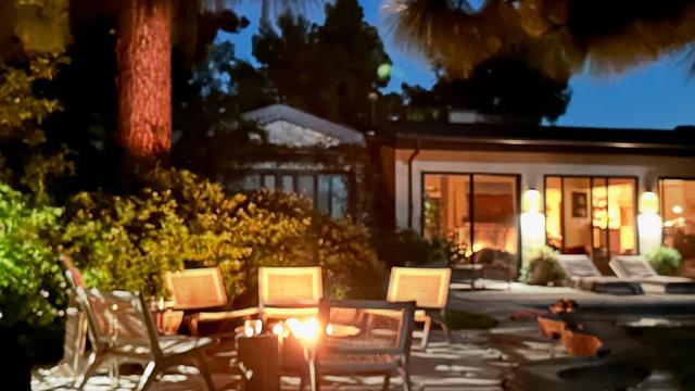 Jadi Korban Kebakaran di Los Angeles, Ricki Lake Bagikan Kenangan Indah Rumahnya dengan Pemandangan Bak Surga/Instagram @rickilake