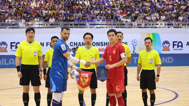 Timnas Futsal Indonesia saat melawan Thailand di final Piala AFF Futsal 2026 di Nonthaburi Sports Complex Gymnasium, Thailand, Minggu (12/04/2026) malam WIB.  (Dok. FFI)