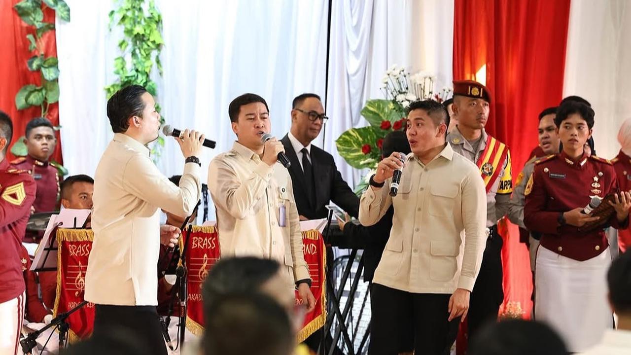 Penampilan Tiga Pemuda Tampan Kepercayaan Prabowo Curi Perhatian