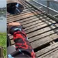 Video viral momen istri ketakutan lewati jembatan kayu saat dibonceng pakai motor. (Sumber: TikTok/@agusti_zx)
