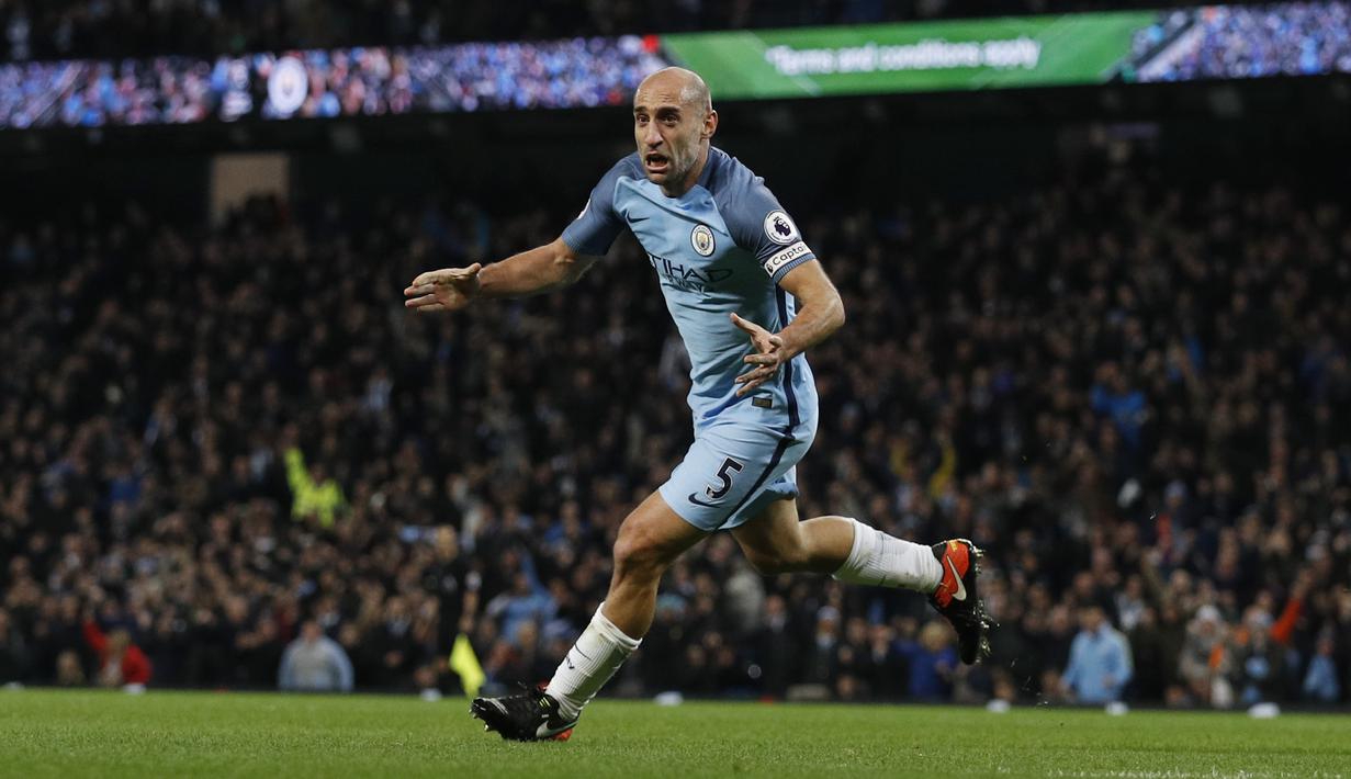 Ekspresi pemain Manchester City, Pablo Zabaleta, setelah mencetak gol pertama ke gawang Watford. (Reuters/Phil Noble)