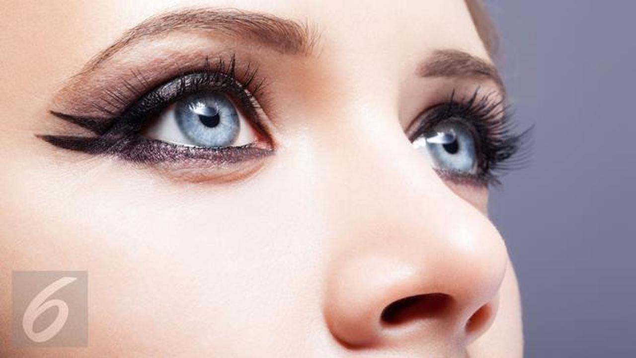 7 Rahasia Membuat Eyeliner yang Sempurna