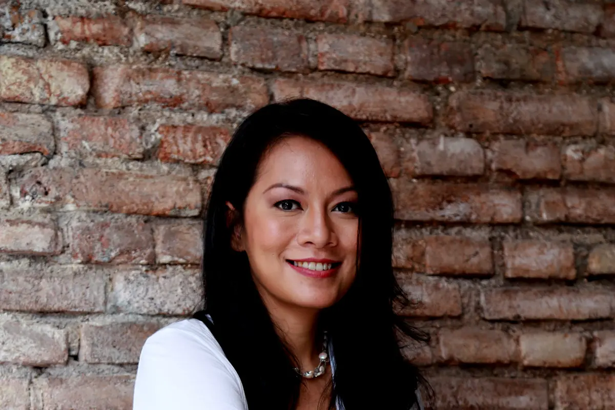 [Bintang] Dee Lestari