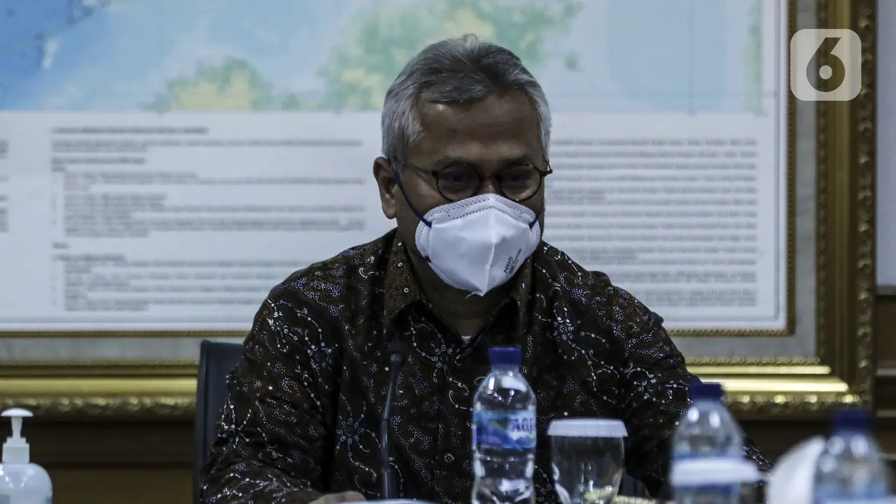 FOTO: Mendagri Tito Karnavian Sambangi KPU