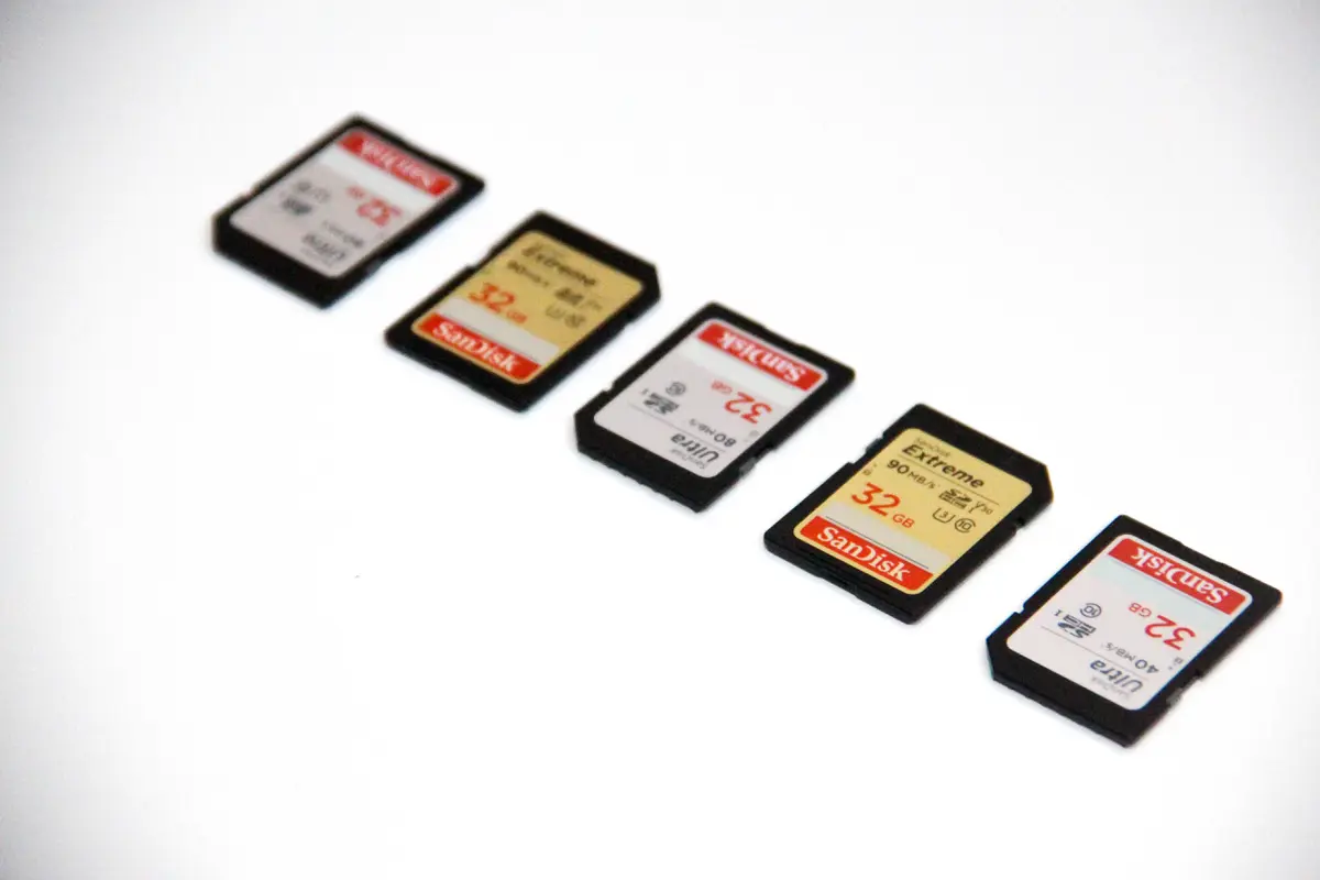 ilustrasi sd card kartu sd