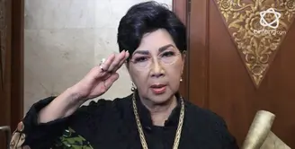 Hadir di acara 29 tahun karya Anne Avantie, Titiek Puspa jadi bangga.