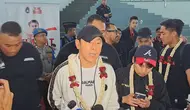Pelatih Shin Tae-yong saat Timnas Indonesia U-23 di Bandara Soetta, Sabtu (11/5/2024). (Liputan6.com/Pramita Tristiawati)