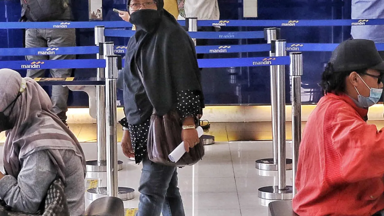 FOTO: LPS Jamin Simpanan Nasabah Sampai Rp 2 Miliar