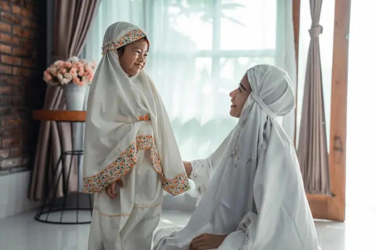 Cara Mendidik Anak agar Berakhlak Mulia Sesuai Ajaran Islam
