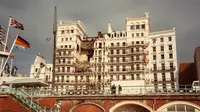 Grand Hotel di Brighton setelah serangan bom IRA pada 12 Oktober 1984 (wikimedia commons)