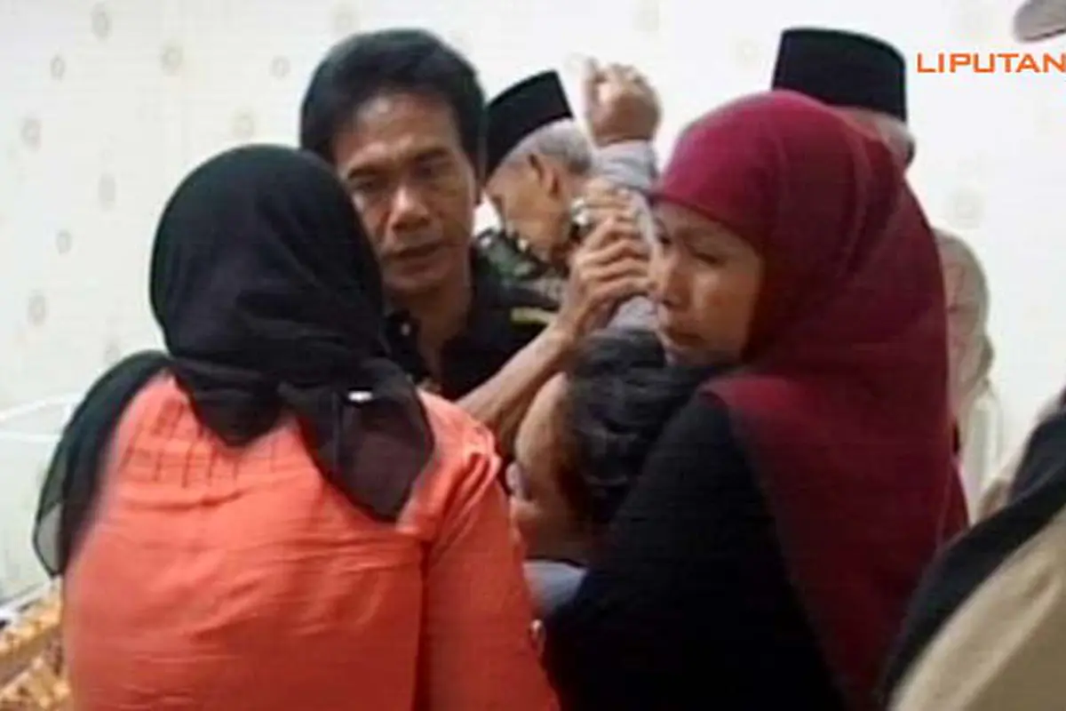keluarga-korban-130909c.jpg