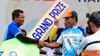 Citzien6, Surabaya: Dankobangdikal serahkan hadiah grand prize pada pemenang, Mobir. (Pengirim: Penerangan Kobangdikal)