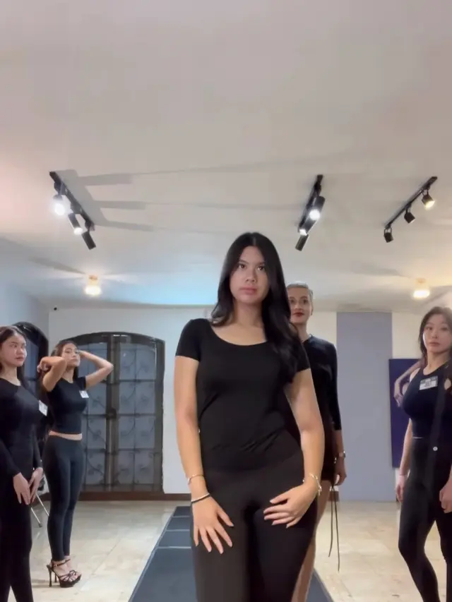 Almira Tunggadewi Yudhoyono Jadi Model