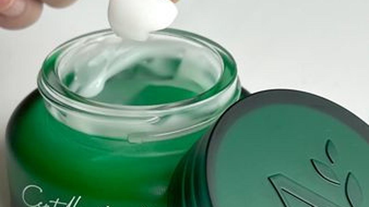 10. Npure Centella Asiatica Acne Clear Barrier Moisturizer<br>