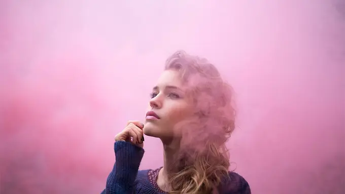 [bintang] Tarot Hari Ini: Ragu-ragu Nggak Akan Bikin Maju