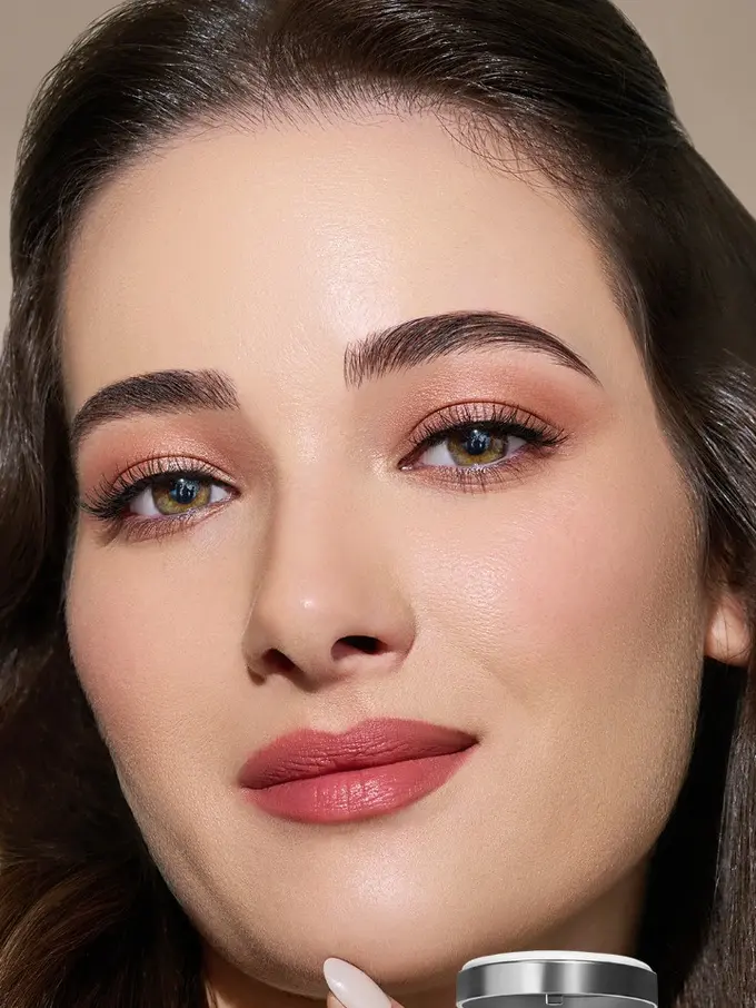 Buttonscarves Beauty