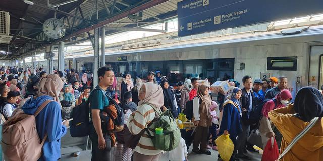 10 Juta Orang Mudik dengan Angkutan Umum hingga H-1 Lebaran 2026