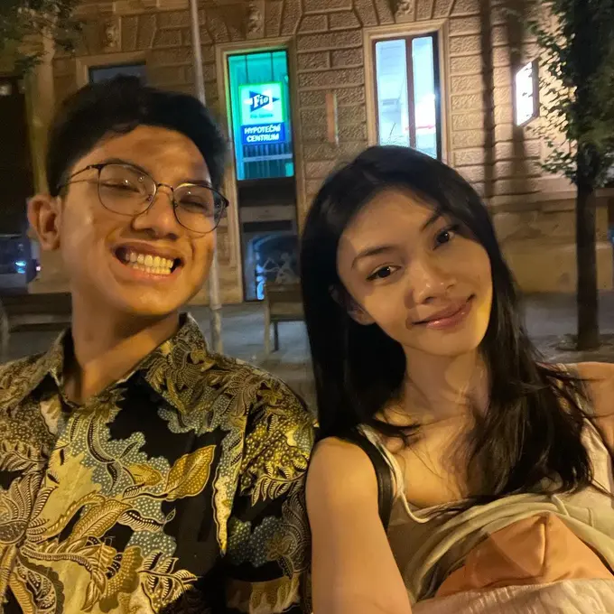 [Fimela] Sasi Asmara dan kekasihnya