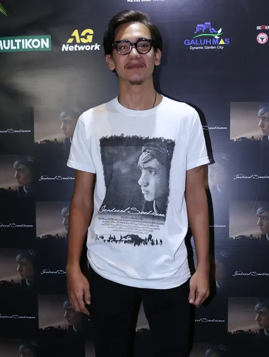 Adipati merasa bangga sekaligus beban, ia merasa degdegan karena memerankan tokoh pahlawan di film sejarah. (Galih W. Satria/Bintang.com)