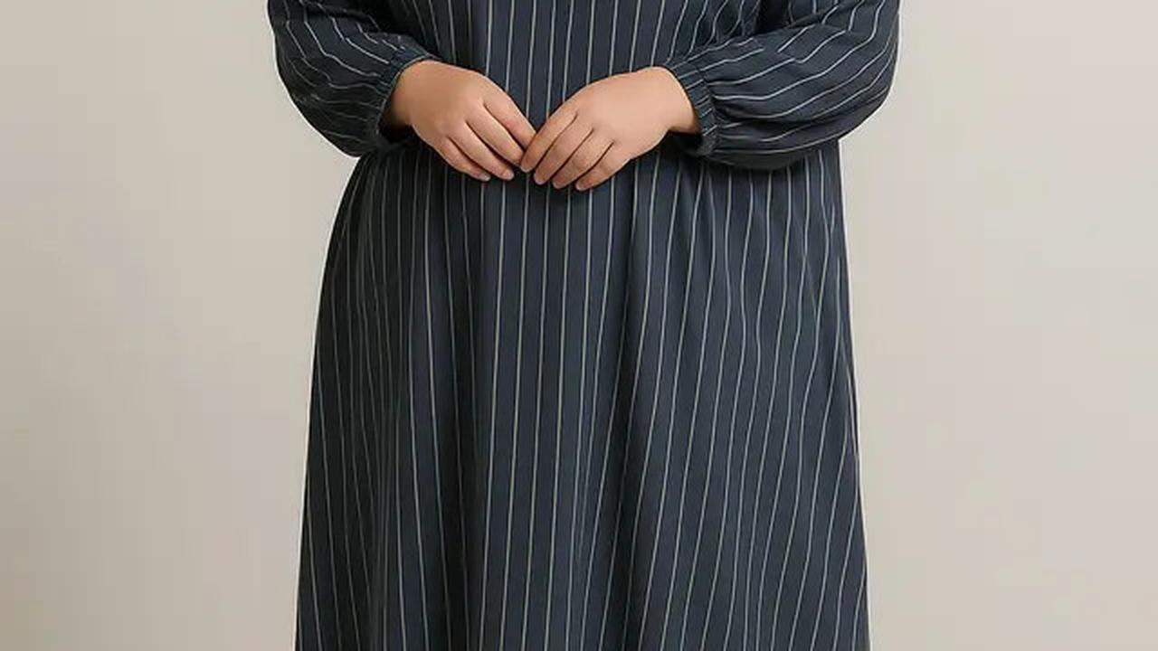 7 Rekomendasi Gamis Salur untuk Orang Gemuk, Lengkap dengan Tips Memilihnya agar Tampil Langsing