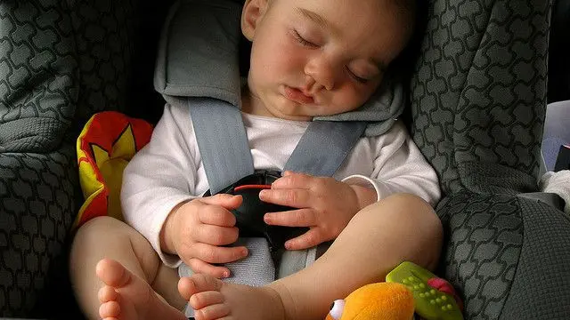 2. Perhatikan Sertifikasi dan Standar Keamanan