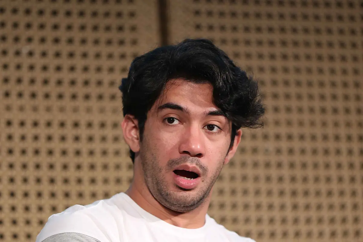 [Bintang] Reza Rahadian