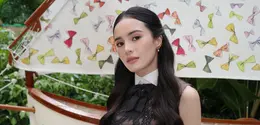 Intip pesona Beby Tsabina saat berkunjung ke Dior House Bangkok (@bebytsabina)