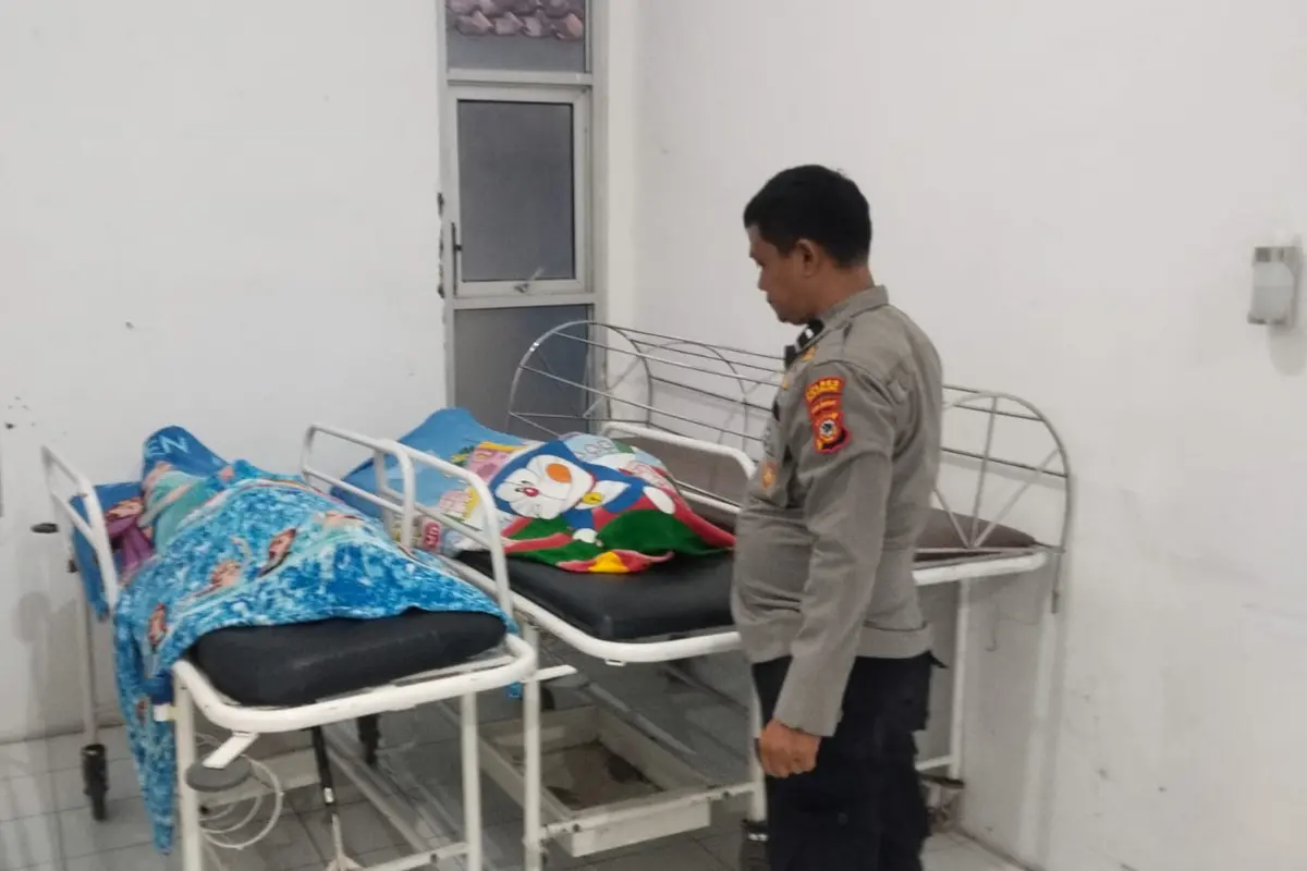 Dua Pelajar Tewas usai Tergulung Ombak di Pantai Cisolok. (Liputan6.com/Fira)