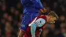 Hingga jeda pertandingan, Chelsea dan West Ham United bermain imbang 0-0. (Adrian Dennis/AFP)