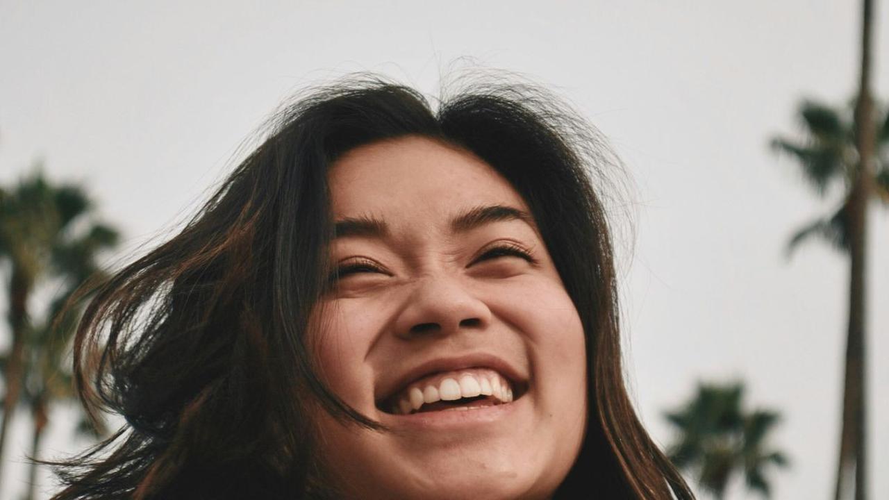 30 Pantun 4 Baris Lucu yang Kocak dan Bikin Ngakak, Cocok untuk Hiburan Orang yang Bersedih