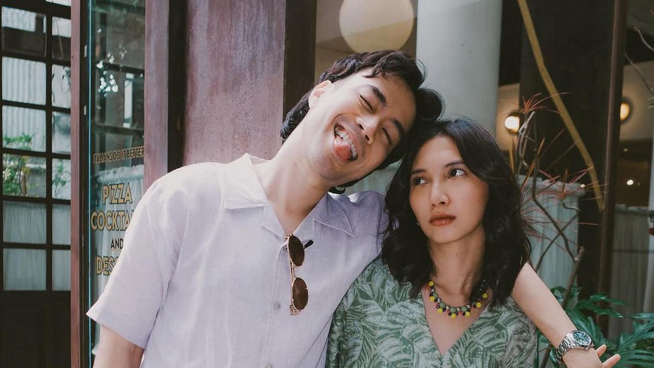 Potret Kompak Vidi Aldiano-Sheila Dara dan Nadin Amizah-Faishal Tanjung dengan Outfit Couple yang Kece Badai