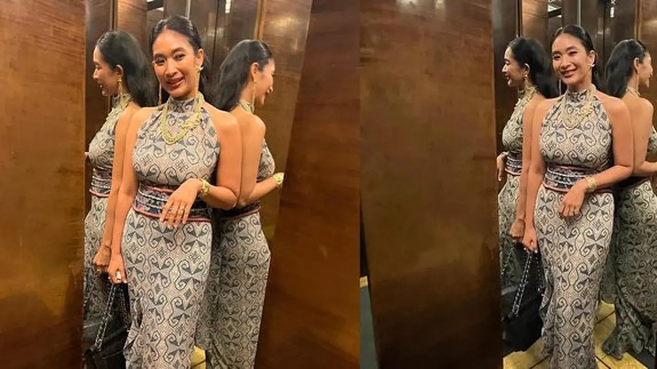 Wajahnya Awet Muda, Intip Potret Cantik Happy Salma saat Kenakan Gaun Batik Panjang