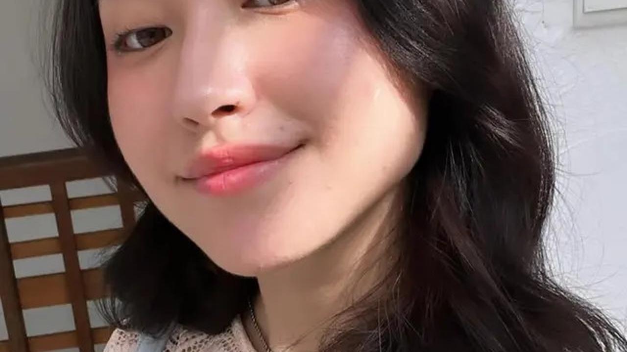 6 Potret Naykilla Penyanyi Lagu Garam dan Madu yang Viral, Gayanya Menawan