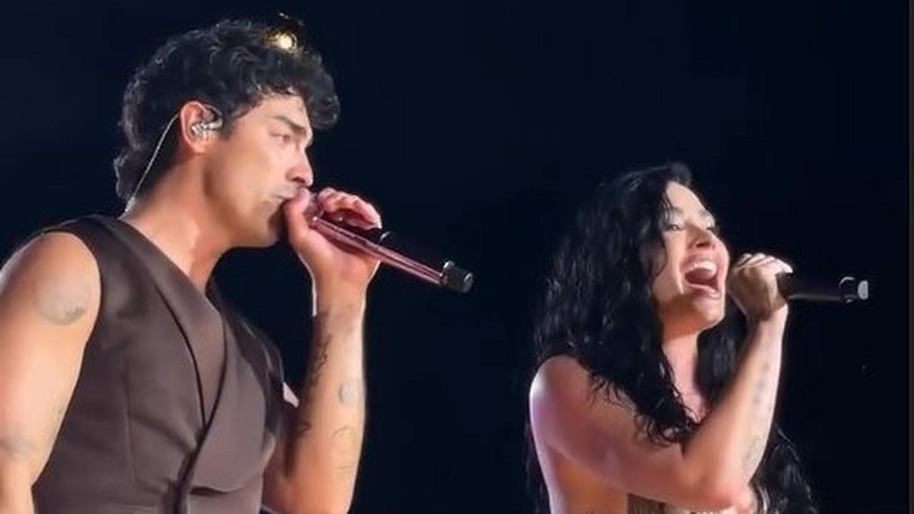 Camp Rock Reunion: Demi Lovato and Joe Jonas Duet Again on the Jonas Brothers Stage