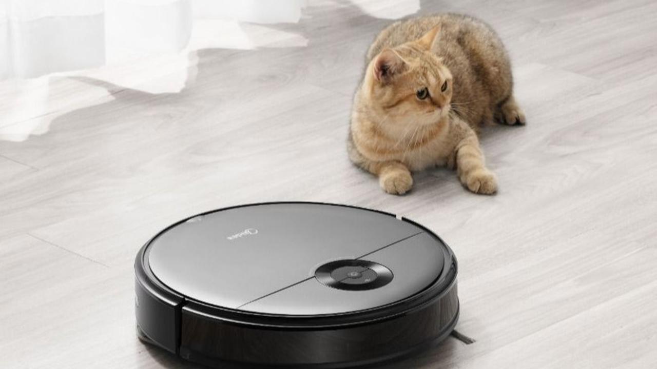 Midea Robot Vacuum Cleaner (Istimewa)