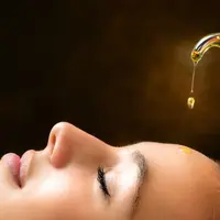 Ilustrasi minyak esensial (iStockphoto/karelnoppe)