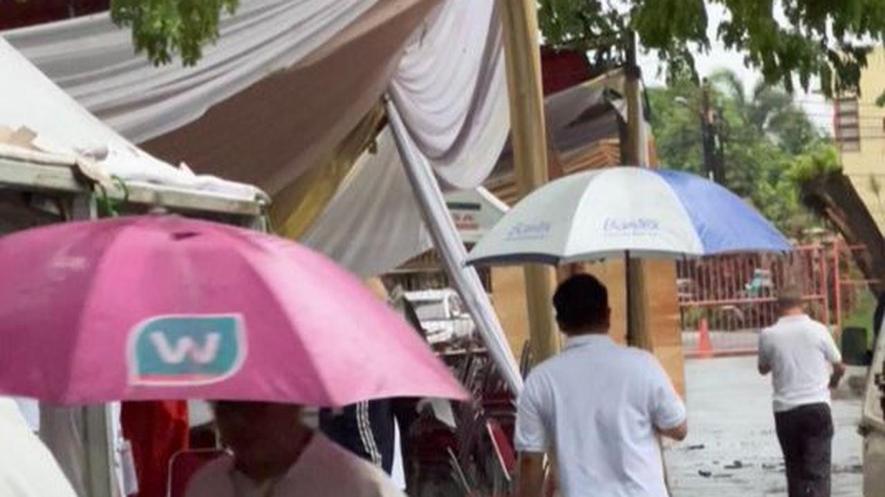 Pada hari pemilihan, Kunto Aji dan anggota lainnya harus bekerja keras karena tenda yang akan digunakan sebagai TPS rubuh karena angin kencang.<br><br>TPS pun lantas harus diganti ke lokasi indoor.