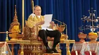 Cairan Menumpuk di Otak, Raja Thailand Dirawat di RS  