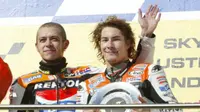Rossi Beri Dukungan dan Kenang Rivalitas dengan Nicky Hayden 