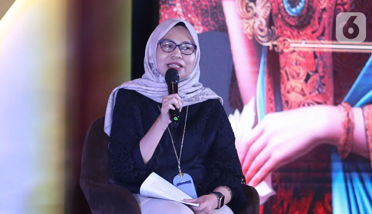 Executive Vice President Pengembangan Produk Niaga PT PLN (Persero) Ririn Rachmawardini saat diskusi dalam acara Cita dan Cipta Liputan6.com x Fimela di Shangri-La Hotel, Jakarta,  Rabu (31/7/2024). (Liputan6.com/Angga Yuniar)