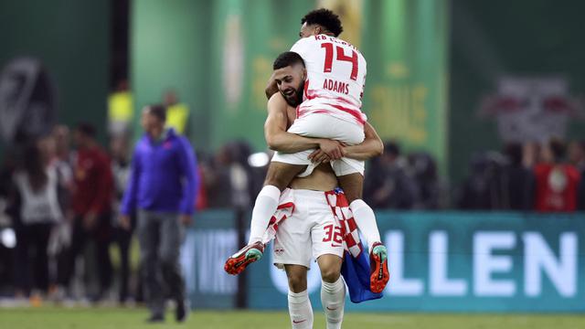 Foto: Lalui Laga Dramatis, Berikut Momen Suka Cita RB Leipzig Saat Juarai Piala Liga Jerman