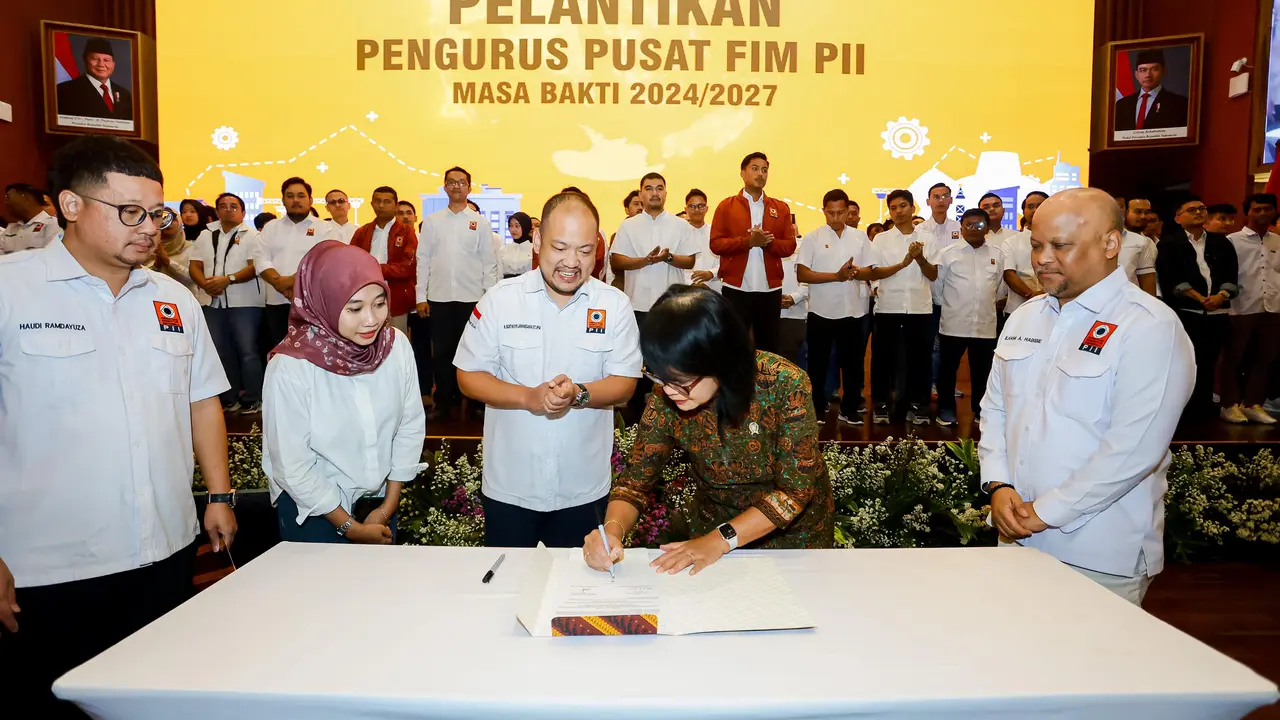 Wakil Menteri Pekerjaan Umum (WamenPU) Diana Kusumastuti yakin pada Forum Insinyur Muda Persatuan Insinyur Indonesia (FIM PII).
