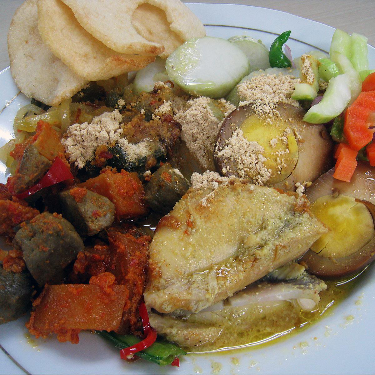 Lontong Cap Go Meh