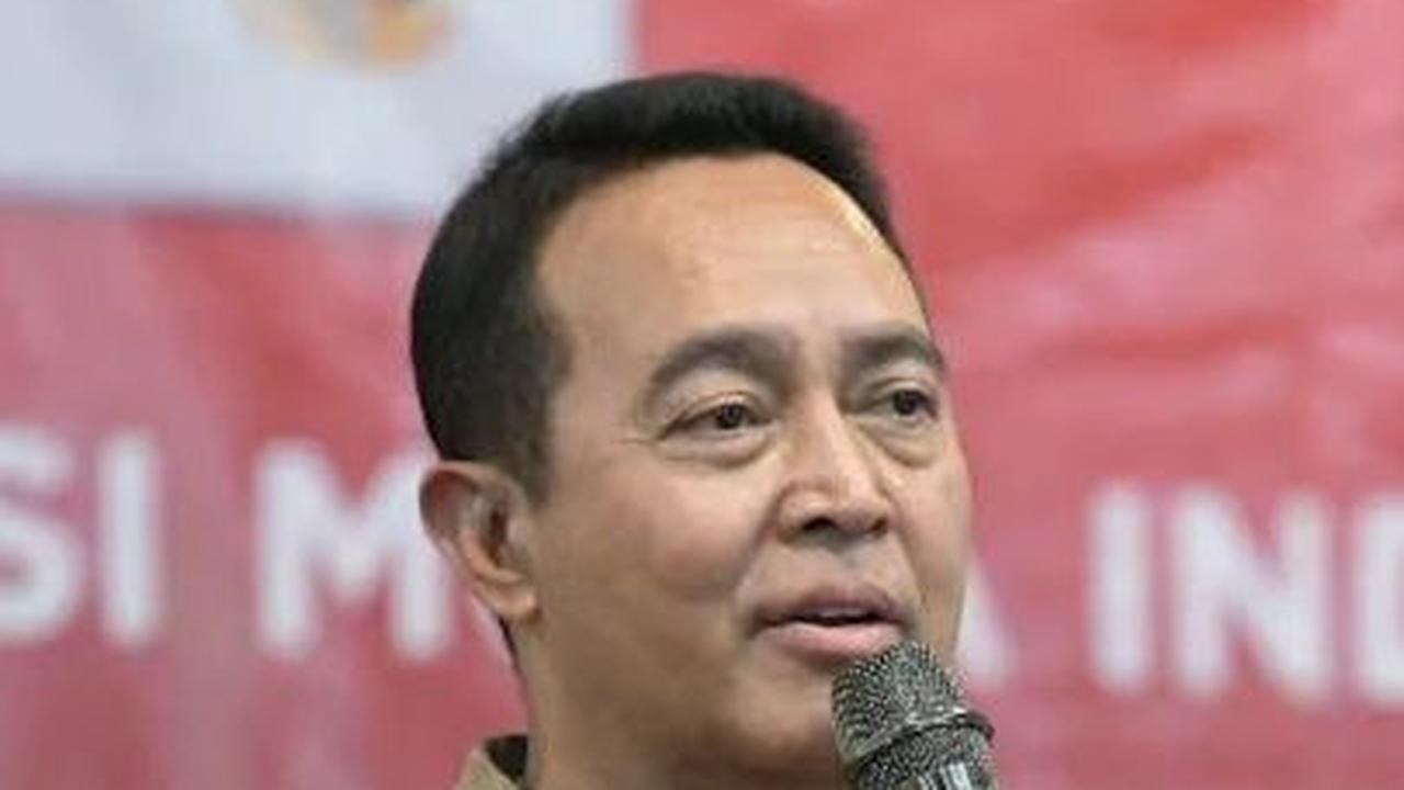 Mantan Panglima TNI Ajak Istri dan si Bungsu ke Bali, Ada Momen Bertemu dengan Putri Presiden Pertama