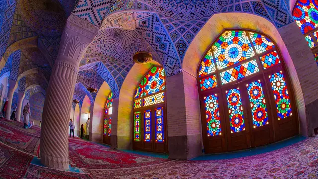 Nasir al-Mulk Mosque