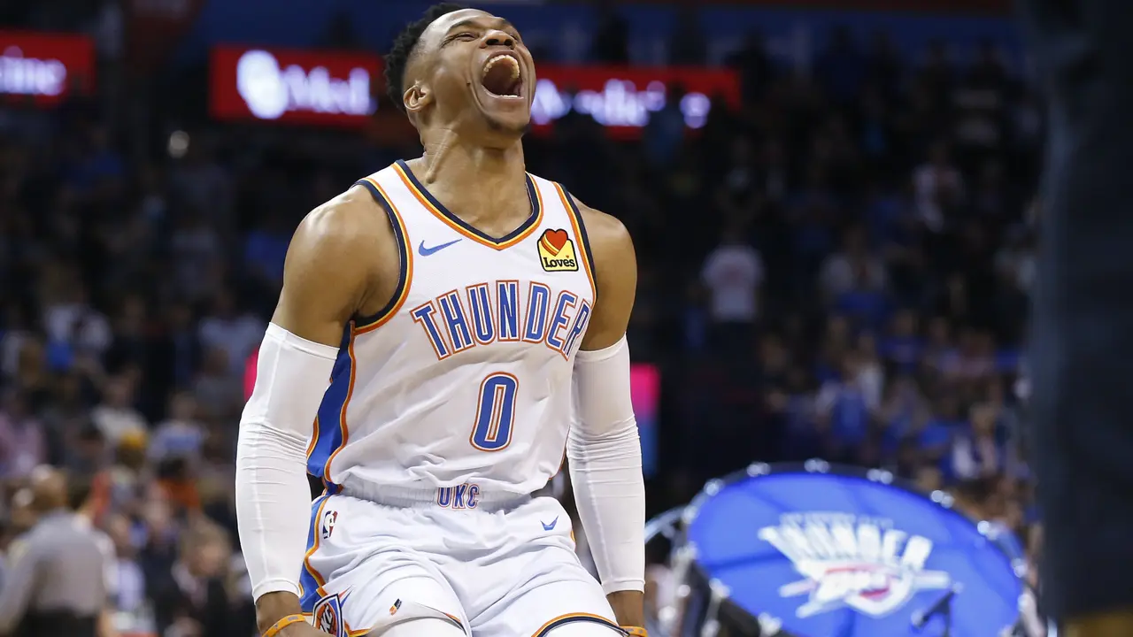 Thunder Hajar Lakers, Westbrook Masuk Buku Sejarah