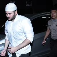 Dengan penolakan majelis hakim atas eksepsi yang diajukan pihak Ridho Rhoma, sidang pun akan kembali digelar pada 1 Agustus 2017 mendantang. Rencananya, sidang akan dilanjutkan‎ dengan agenda mendengarkan keterangan saksi. (Deki prayoga/Bintang.com)